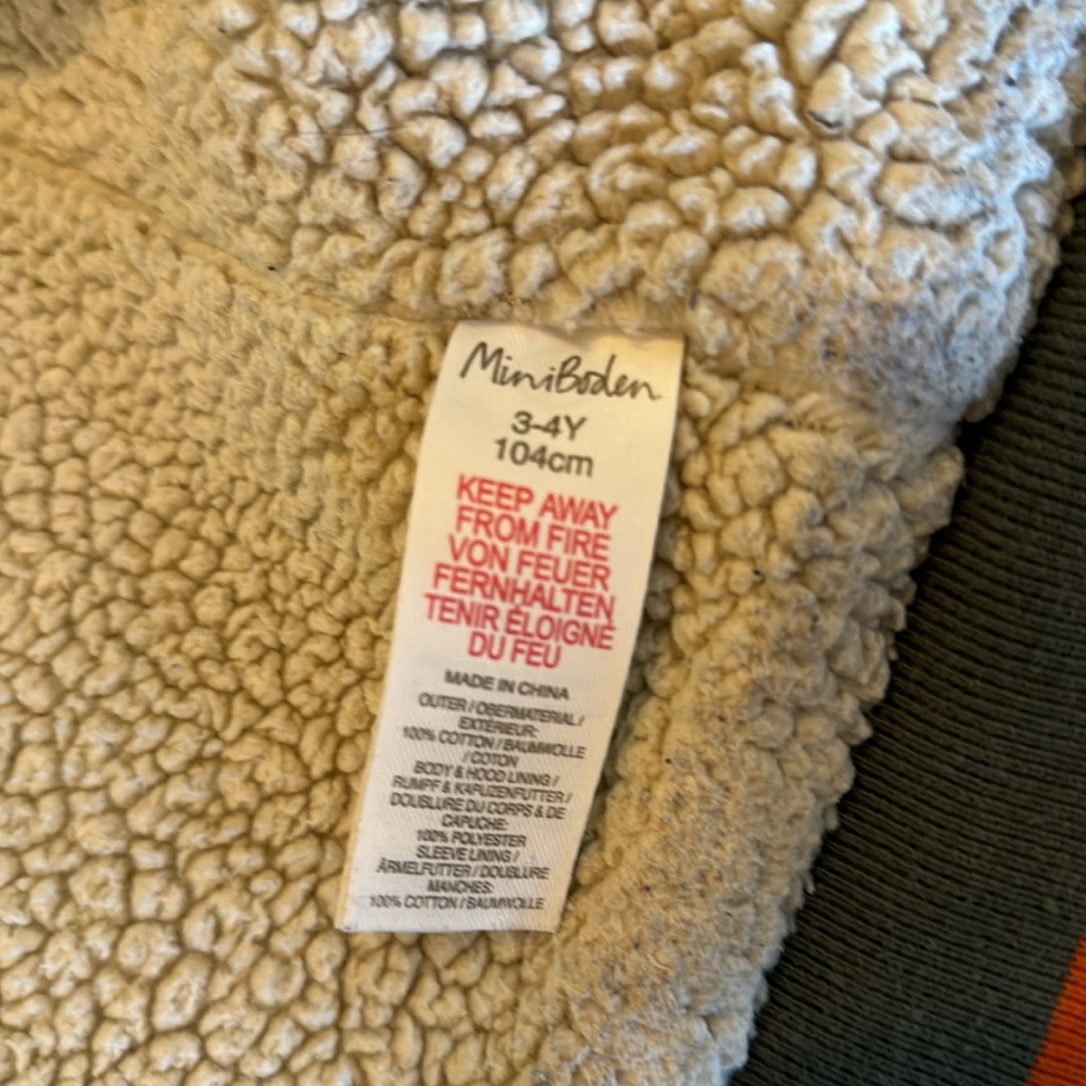Mini Boden boys sweatshirt in size 3-4Y. - Picture 3 of 7